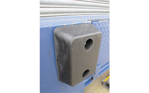 A001 Dock Bumper 330x250x100mm