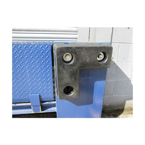 A005 Dock Bumper 450x450x100mm