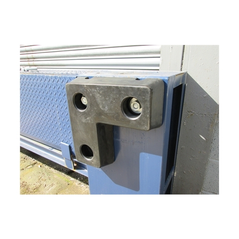 A005 Dock Bumper 450x450x100mm