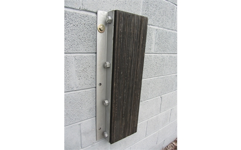 A025 Laminated Dock Bumper 300x250x100mm