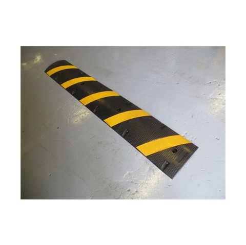 A103 Speed Bump 1800x300x50mm