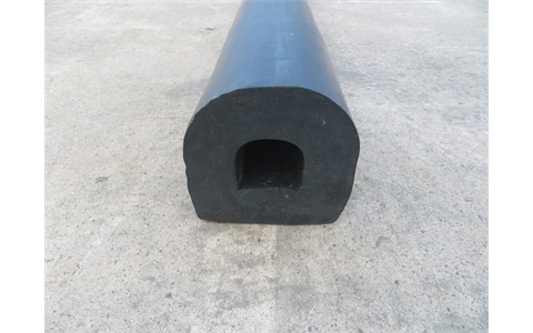 A118 Rubber Extrusion 150x150x2000mm