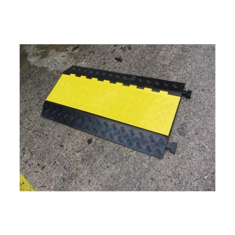 A223 Hose and Cable Ramp  960x590x80mm