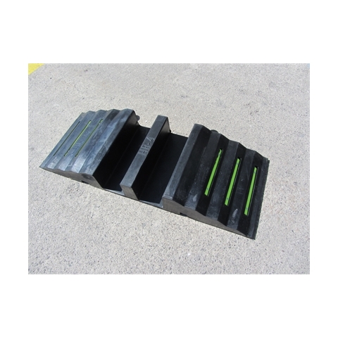A229 Hose and Cable Ramp 820x310x102mm for 100mm