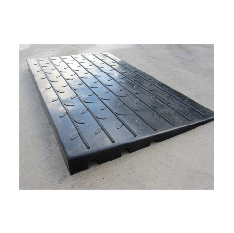 A325 Kerb Ramp 1070x610x65mm