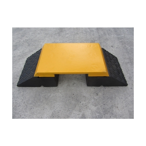 A350 Hose and Cable Ramp 820x290x165mm for 150mm