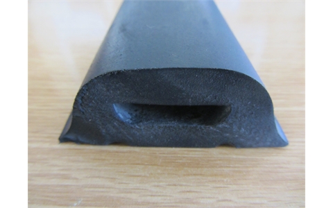 A366 Rubber Extrusion 75x30x3000mm