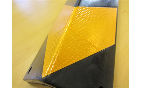 A093 Corner Protector 800x90x90mm
