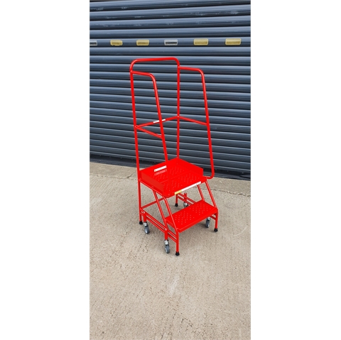 KNA Narrow Aisle Pro Step Range